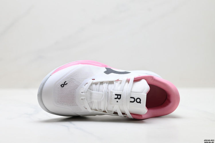 On THE ROGER Pro 3 Clay White & Pink Sneakers