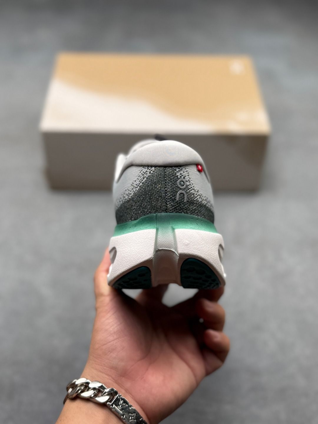 On Cloudsurfer 3 Light Grey & Sage Sneakers