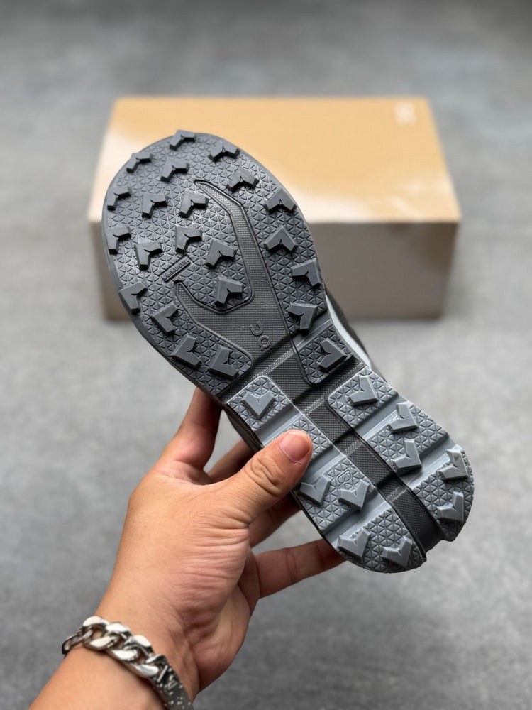On Charcoal & Black Sneakers oudVista 3 MiP