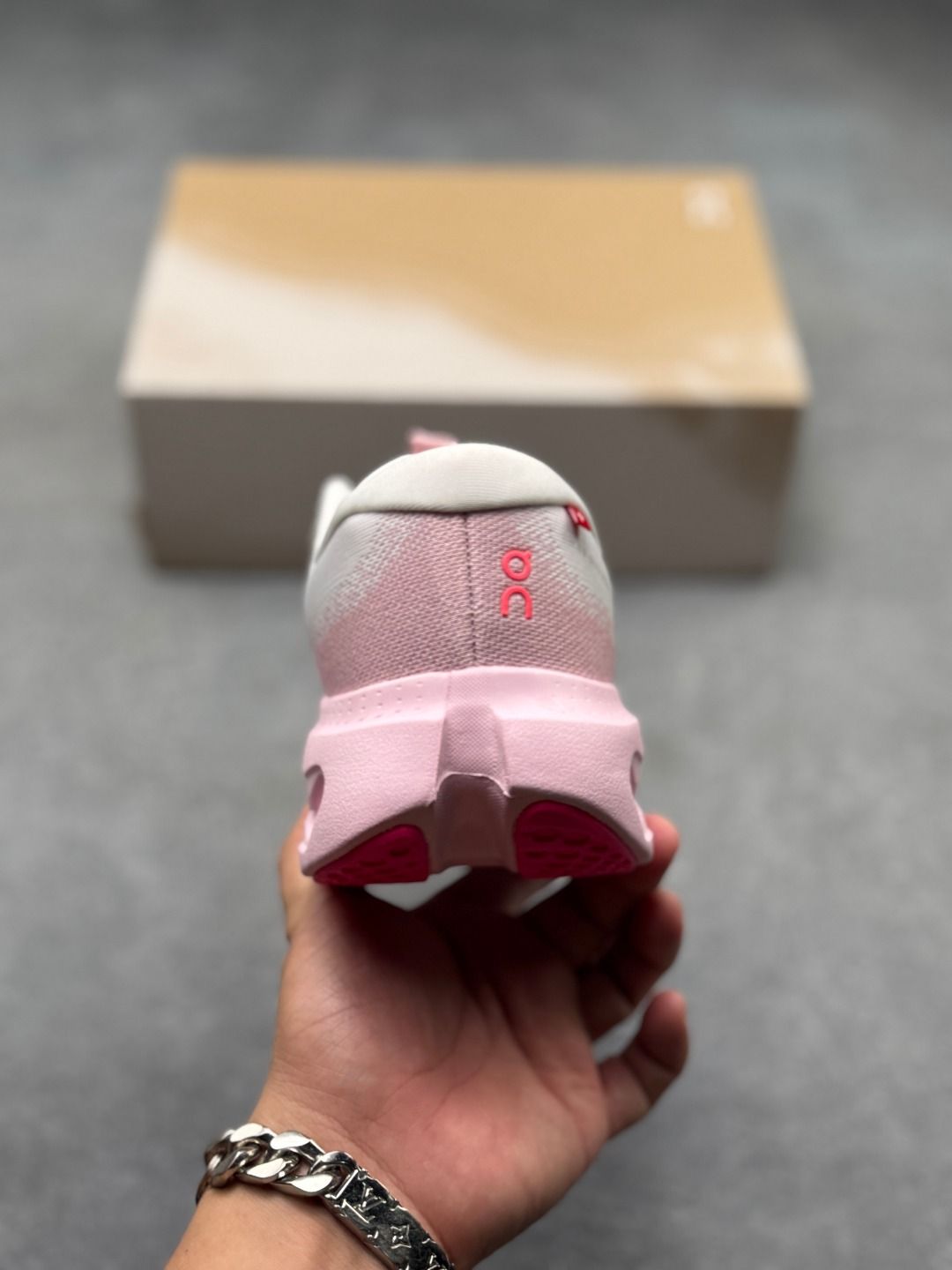 On Cloudsurfer 3 Light Grey & Pink Sneakers