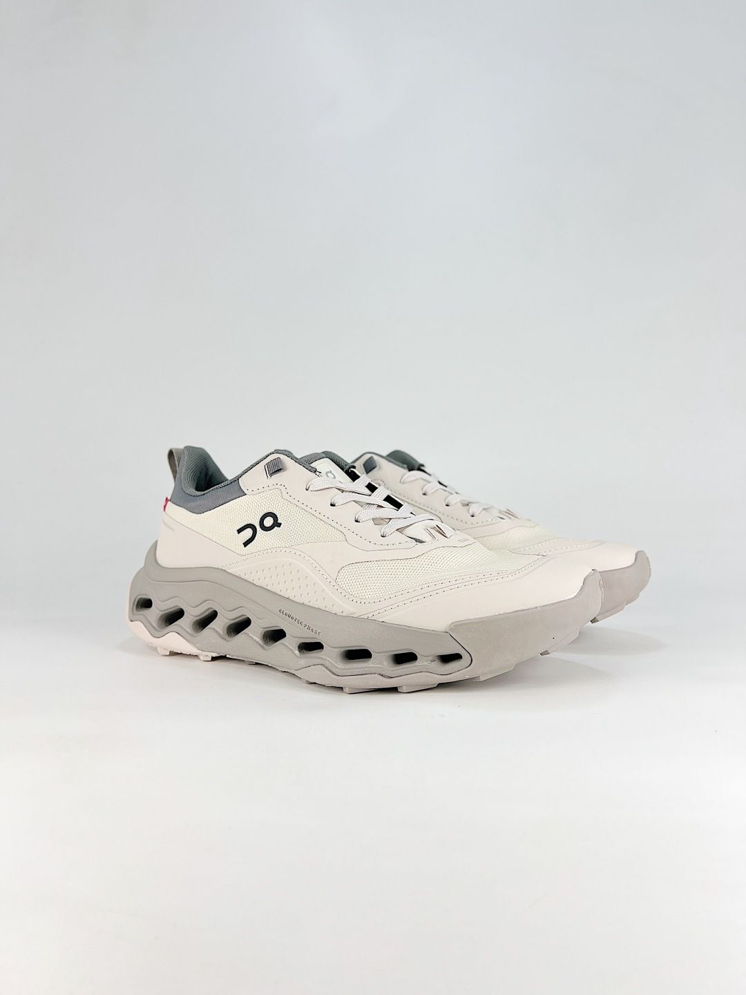 On Cloudleap White & Grey Sneakers