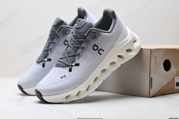 On Cloudtilt Grey & Cream Sneakers