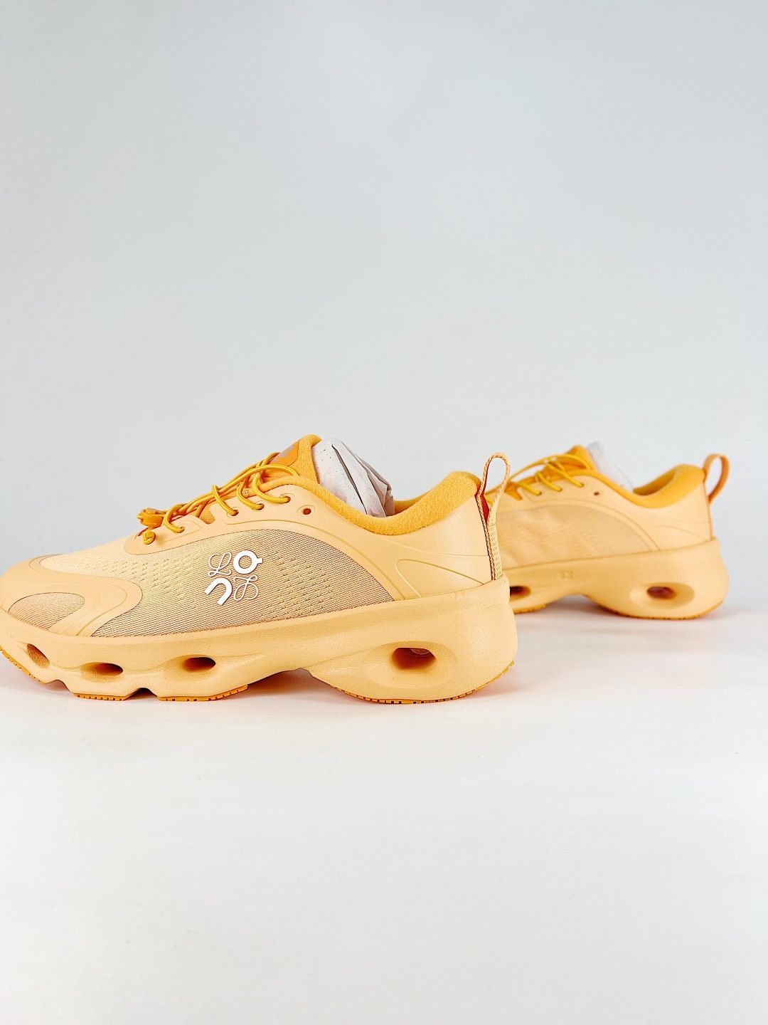 Oudsolo On Yellow Sneakers