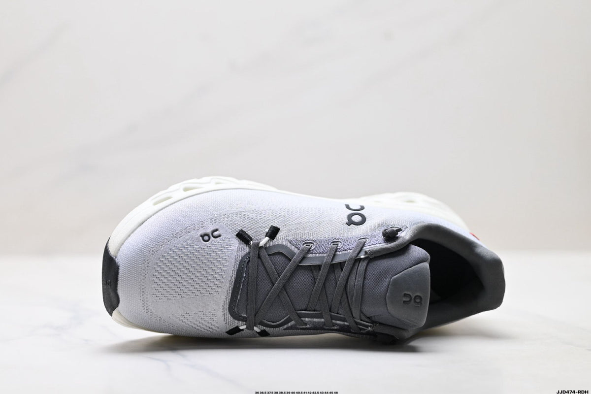 On Cloudtilt Grey & Cream Sneakers