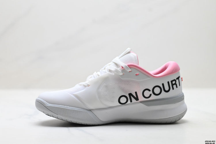On THE ROGER Pro 3 Clay White & Pink Sneakers