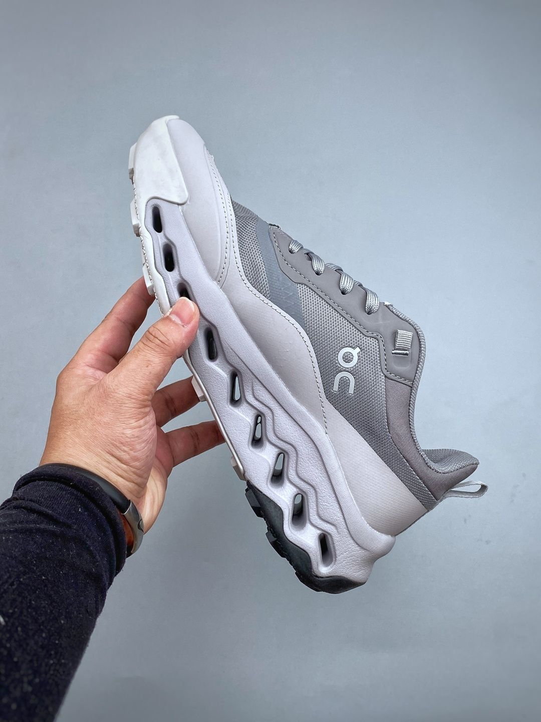 On Cloudleap Grey & White Sneakers