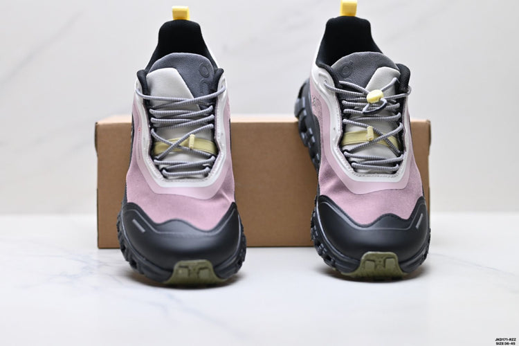On Cloud 6 Geo Black & Taupe Sneakers