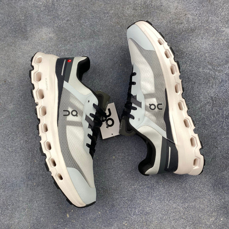On Cloudvista 2 Light Grey & Black Sneakers