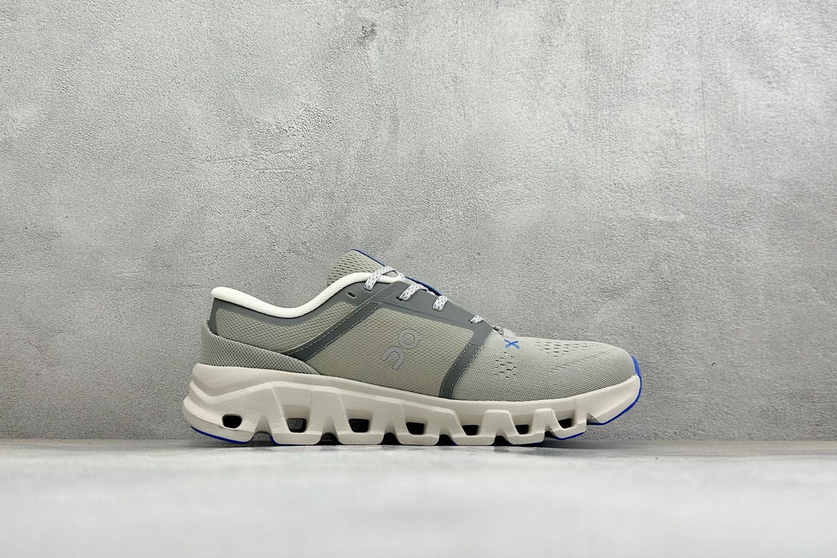 On Cloud X 5 Grey & White Sneakers
