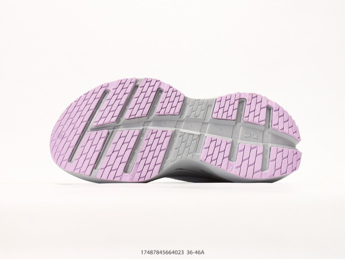 On THE ROGER Pro Fire White & Grey Sneakers