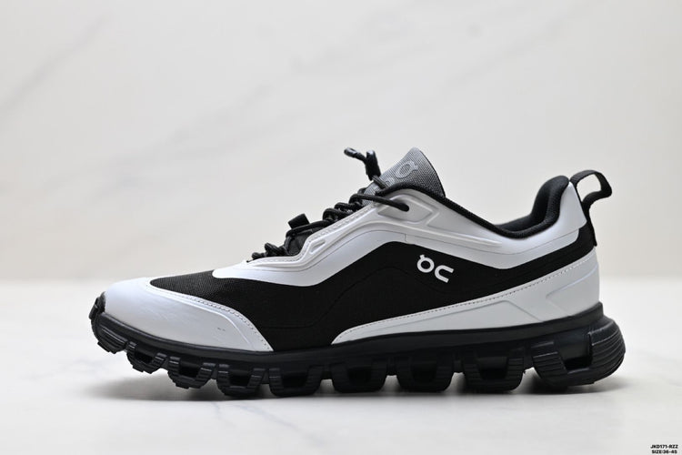 On Cloud 6 Geo Black & White Sneakers