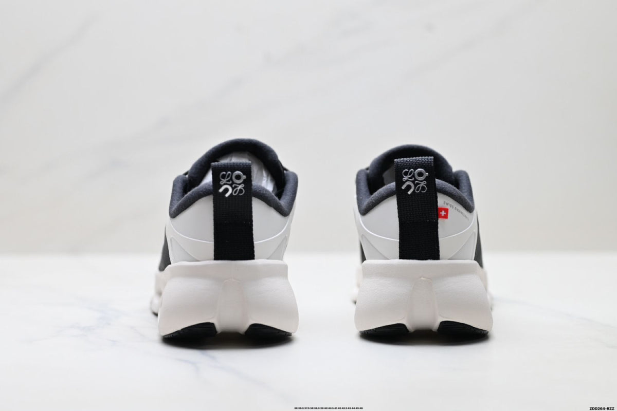 Oudsolo On Black & White Sneakers