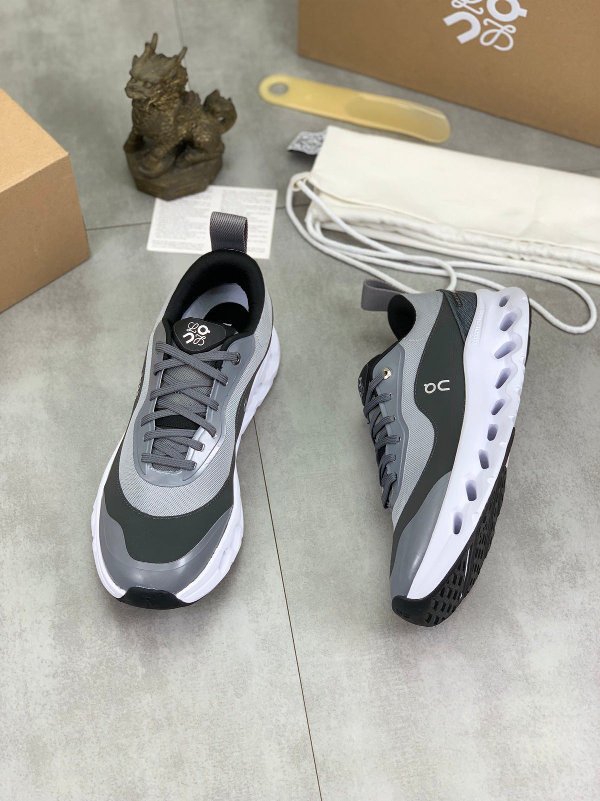 LOEWE x On Cloudtilt 2.0 Grey & Black Sneakers