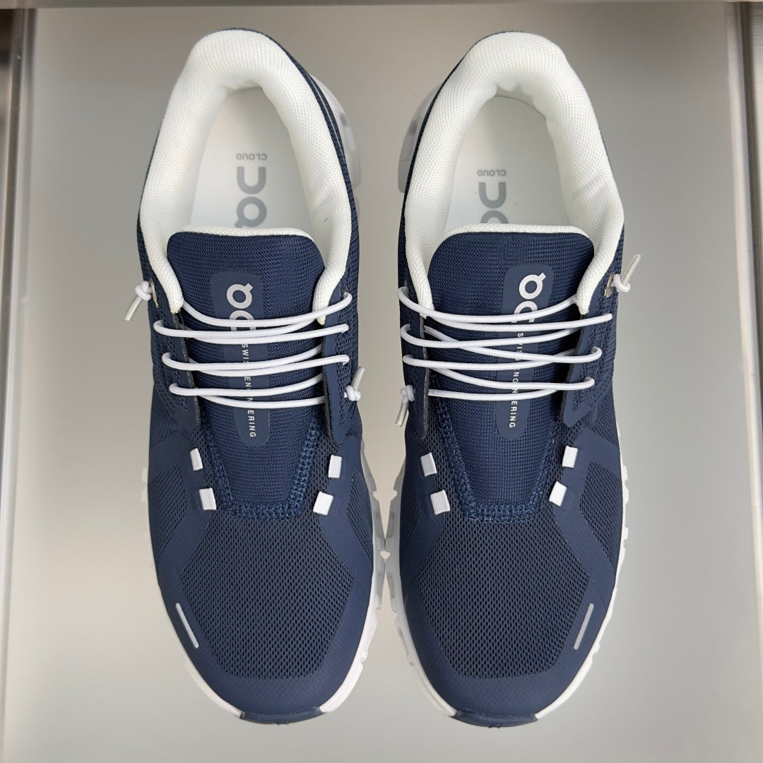 On Cloud 6 Navy & White Sneakers