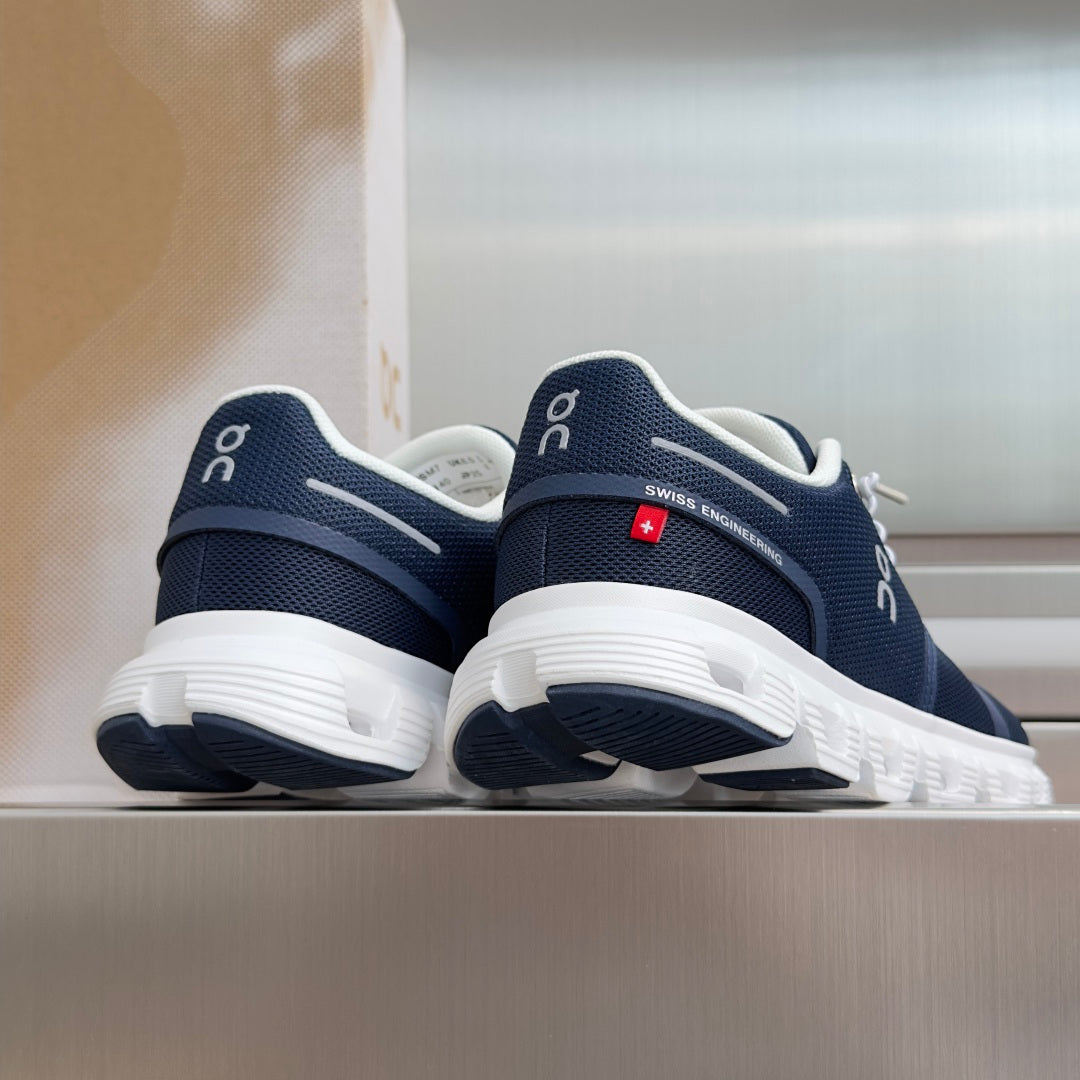 On Cloud 6 Navy & White Sneakers