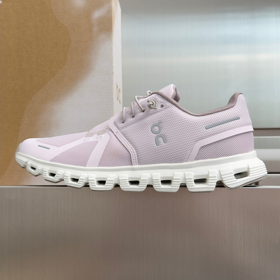 On Cloud 6 Light Lavender & White Sneakers