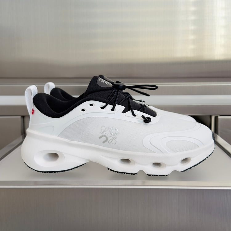 LOEWE x On Cloudsolo White & Black Sneakers