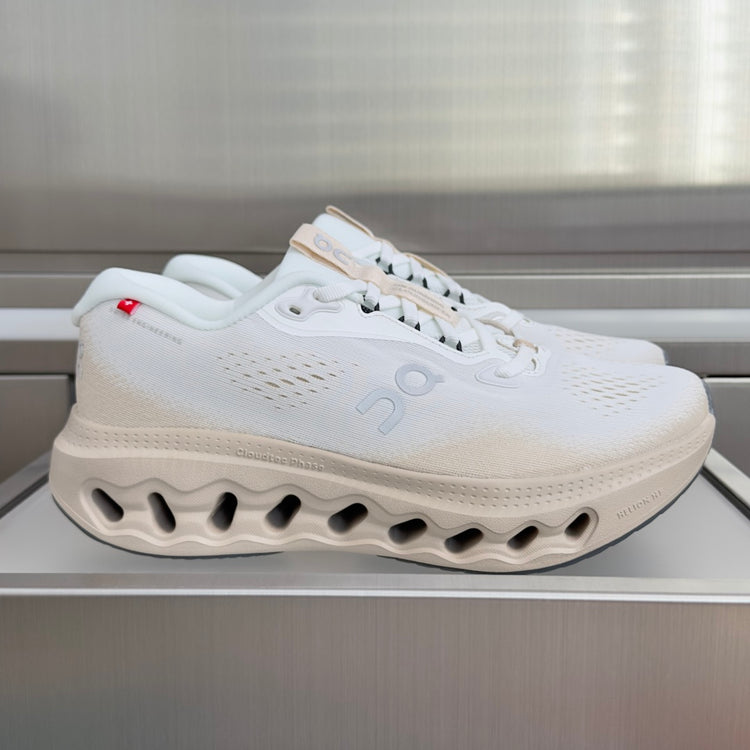 On Cloudvista 3 White & Cream Sneakers