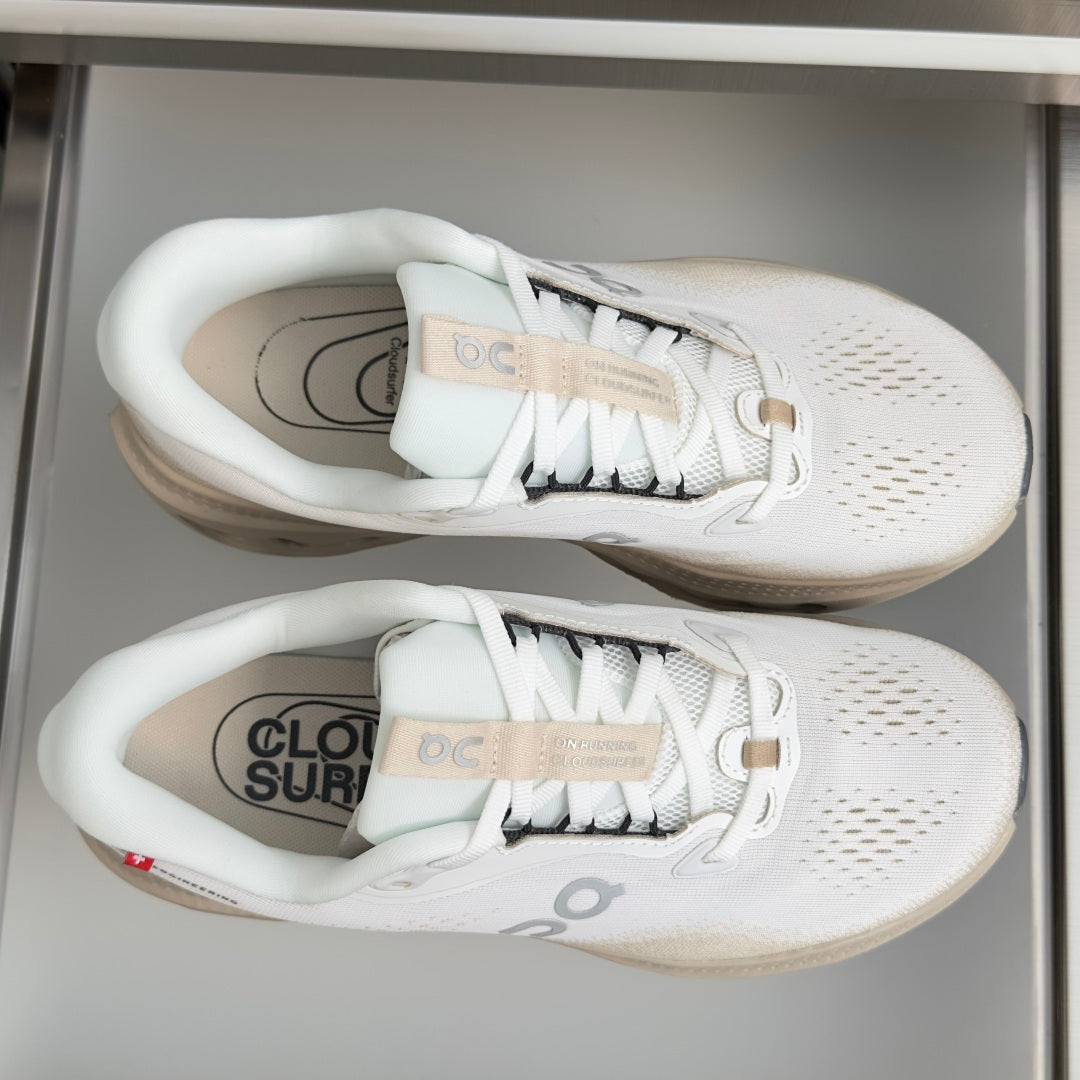 On Cloudvista 3 White & Cream Sneakers