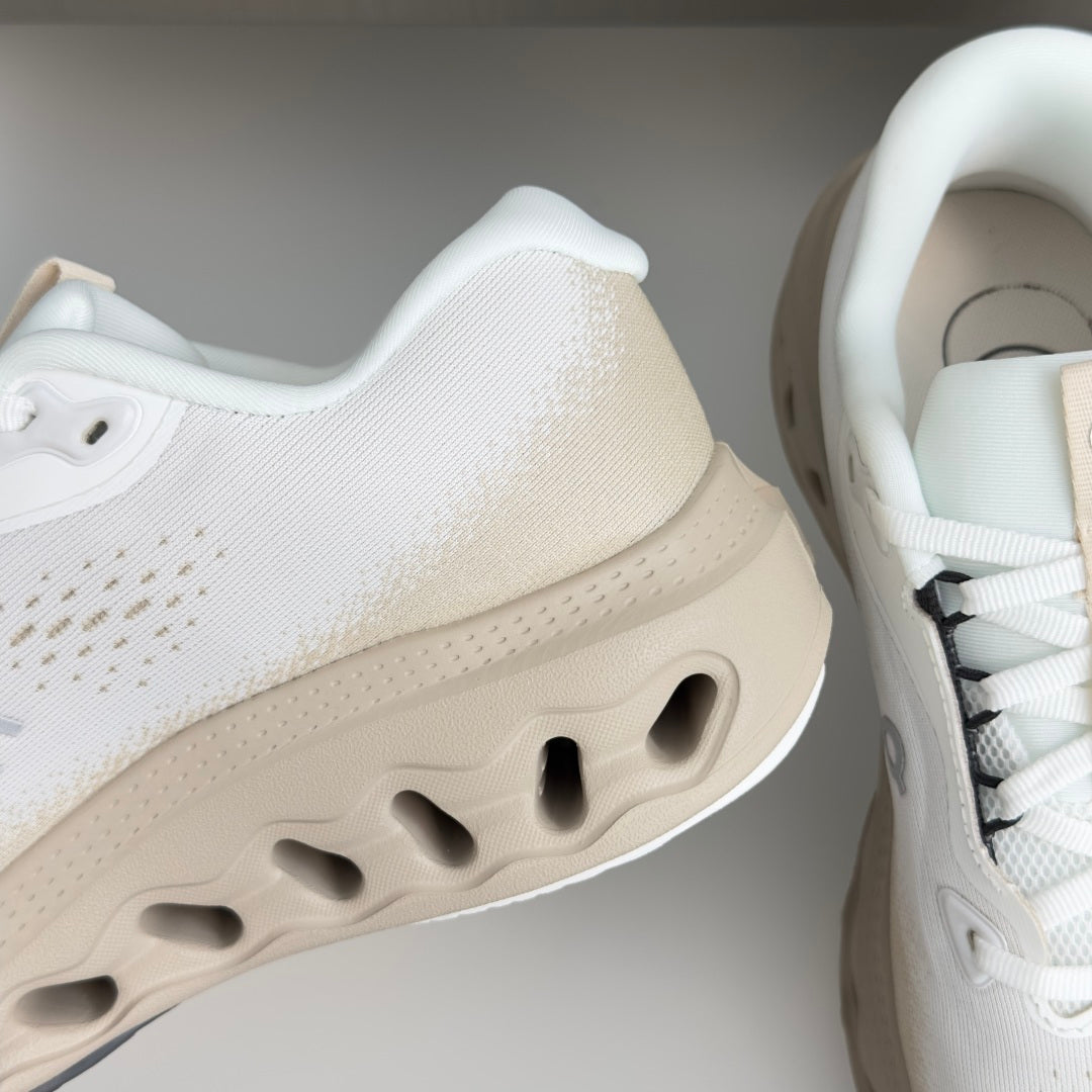 On Cloudvista 3 White & Cream Sneakers