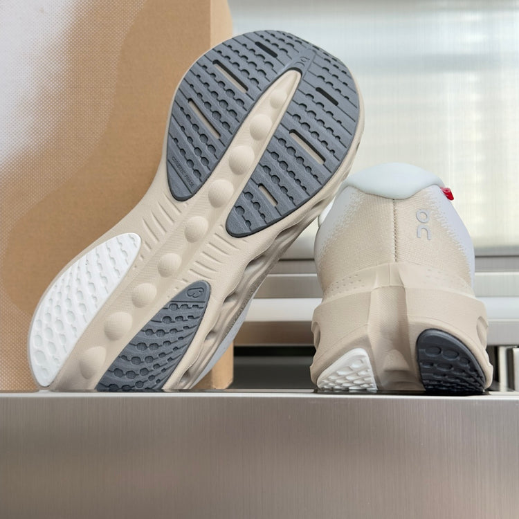 On Cloudvista 3 White & Cream Sneakers