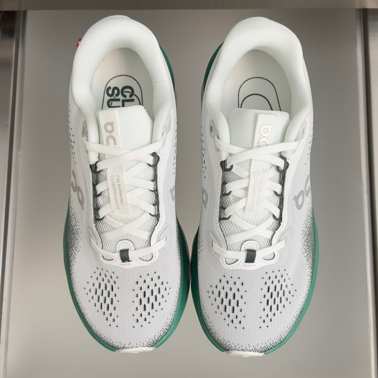 On Cloudvista 3 White & Teal Sneakers