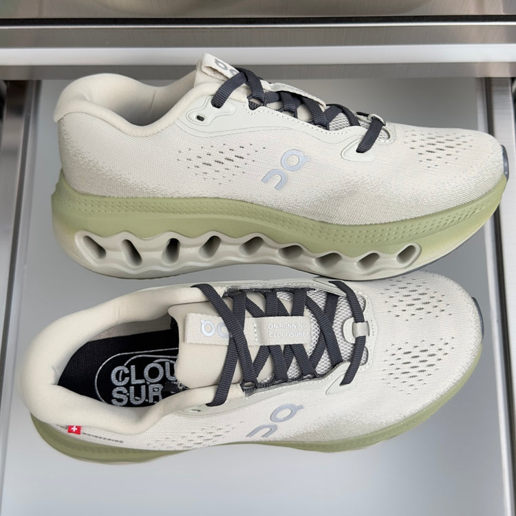 On Cloudvista 3 Cream & Pale Green Sneakers