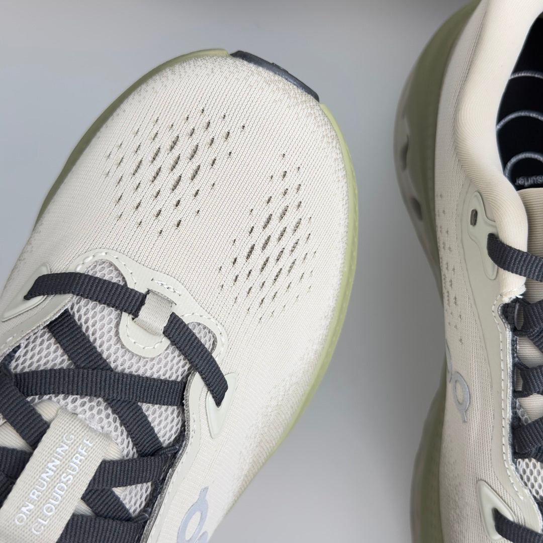 On Cloudvista 3 Cream & Pale Green Sneakers