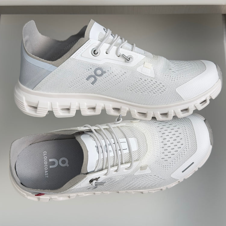 On Cloud 6 Coast White Sneakers