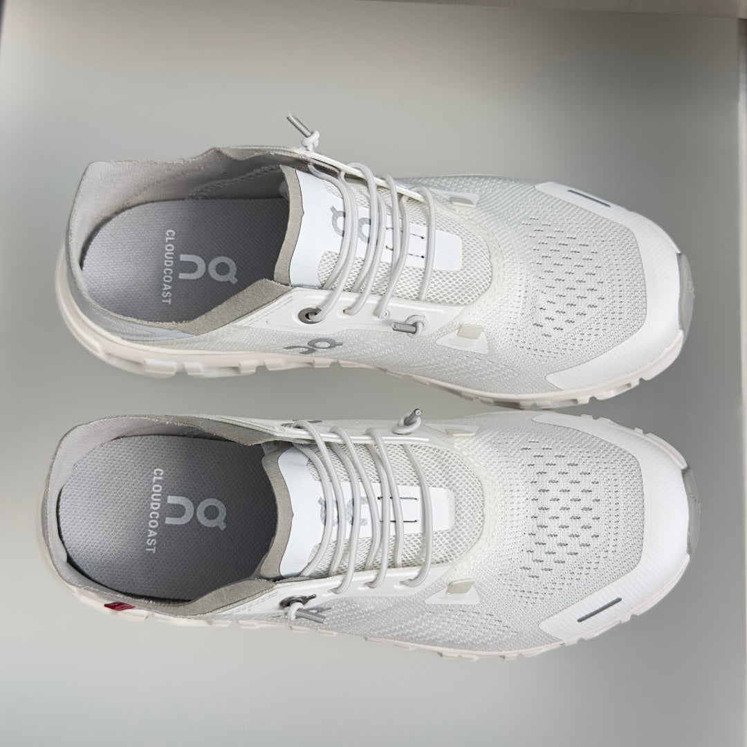 On Cloud 6 Coast White Sneakers