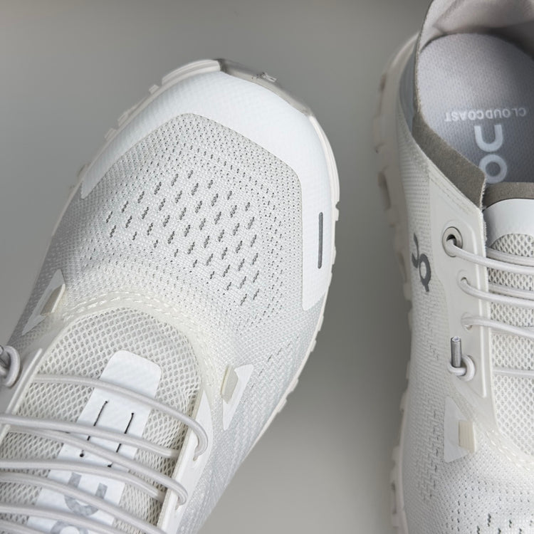 On Cloud 6 Coast White Sneakers