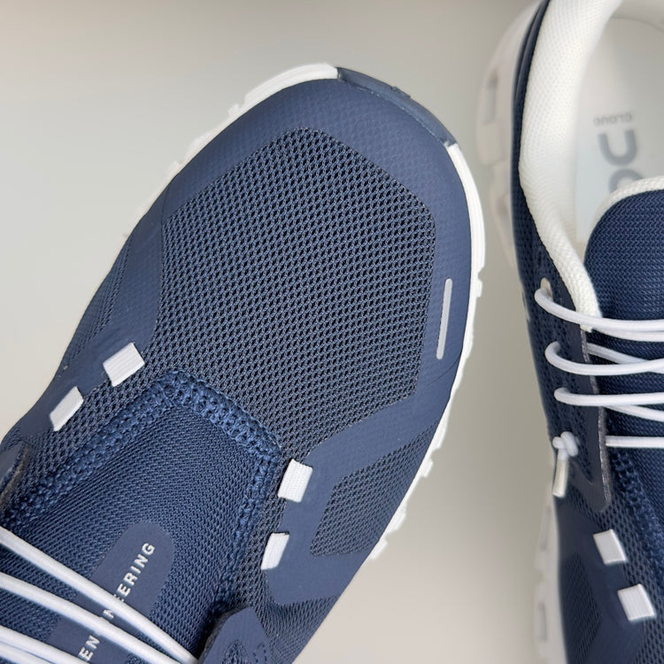 On Cloud 6 Coast Navy & White Sneakers