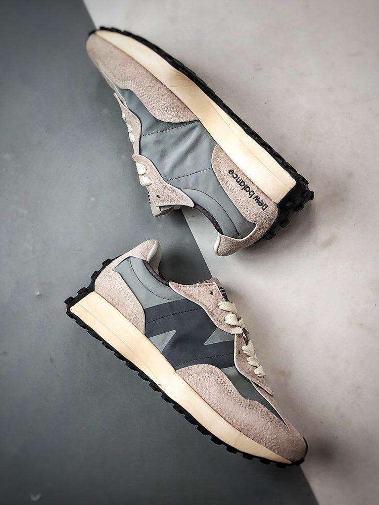 New Balance 327 Grey & Mauve Sneakers