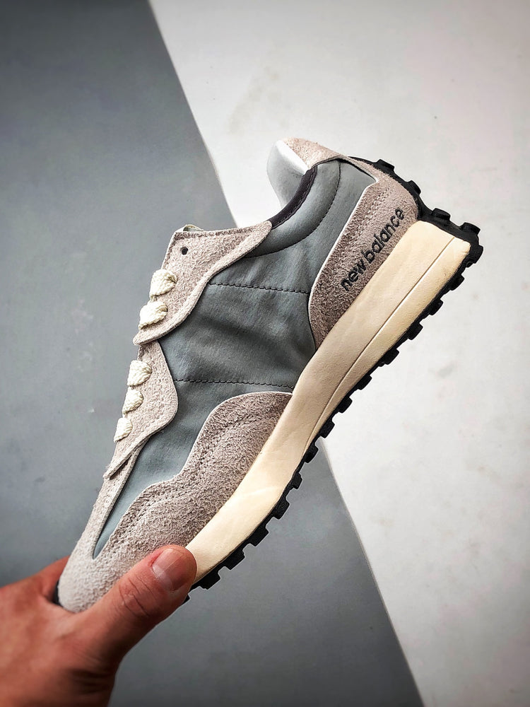 New Balance 327 Grey & Mauve Sneakers