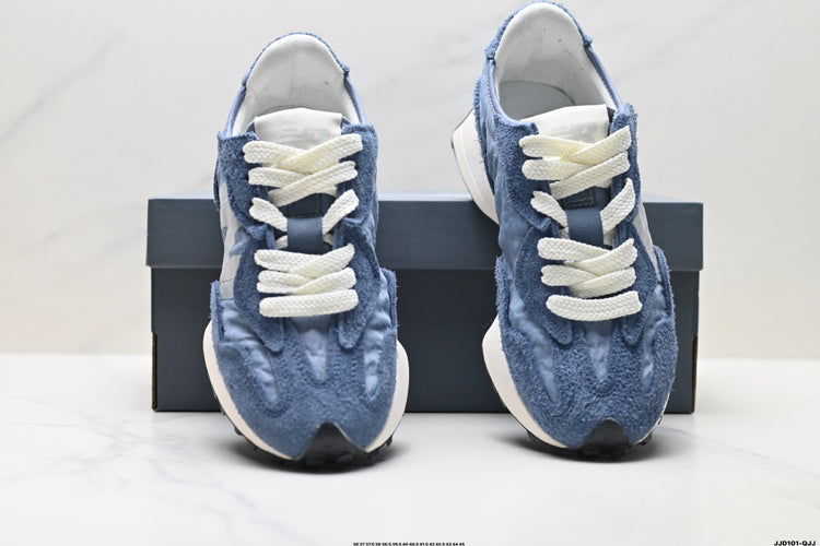 New Balance 327 Navy & Grey Sneakers