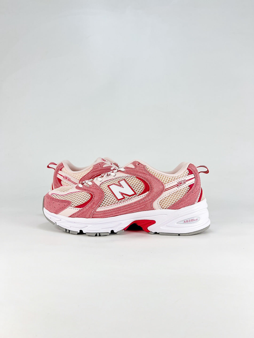 New Balance 530 Pink & White Sneakers