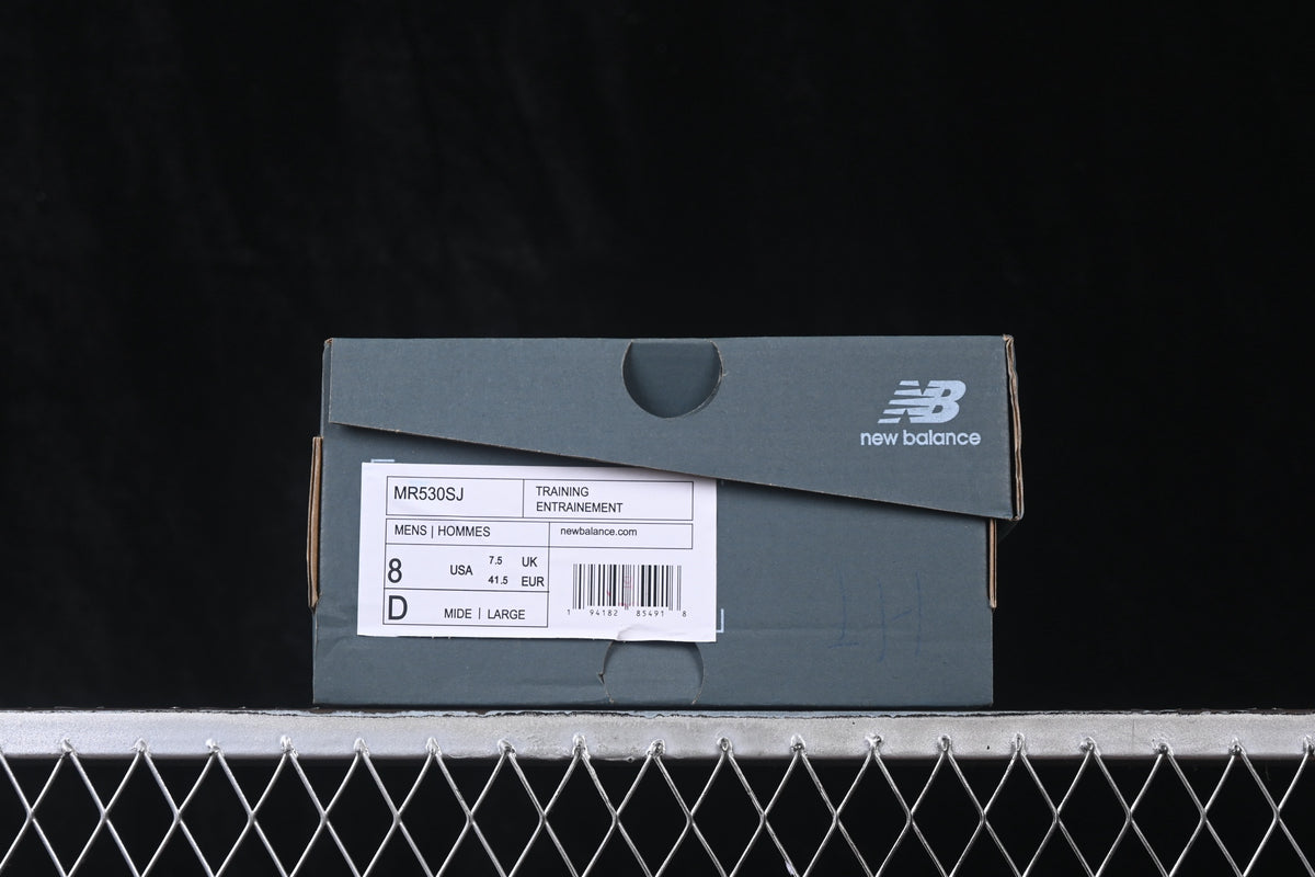 New Balance 530 Black & White Sneakers