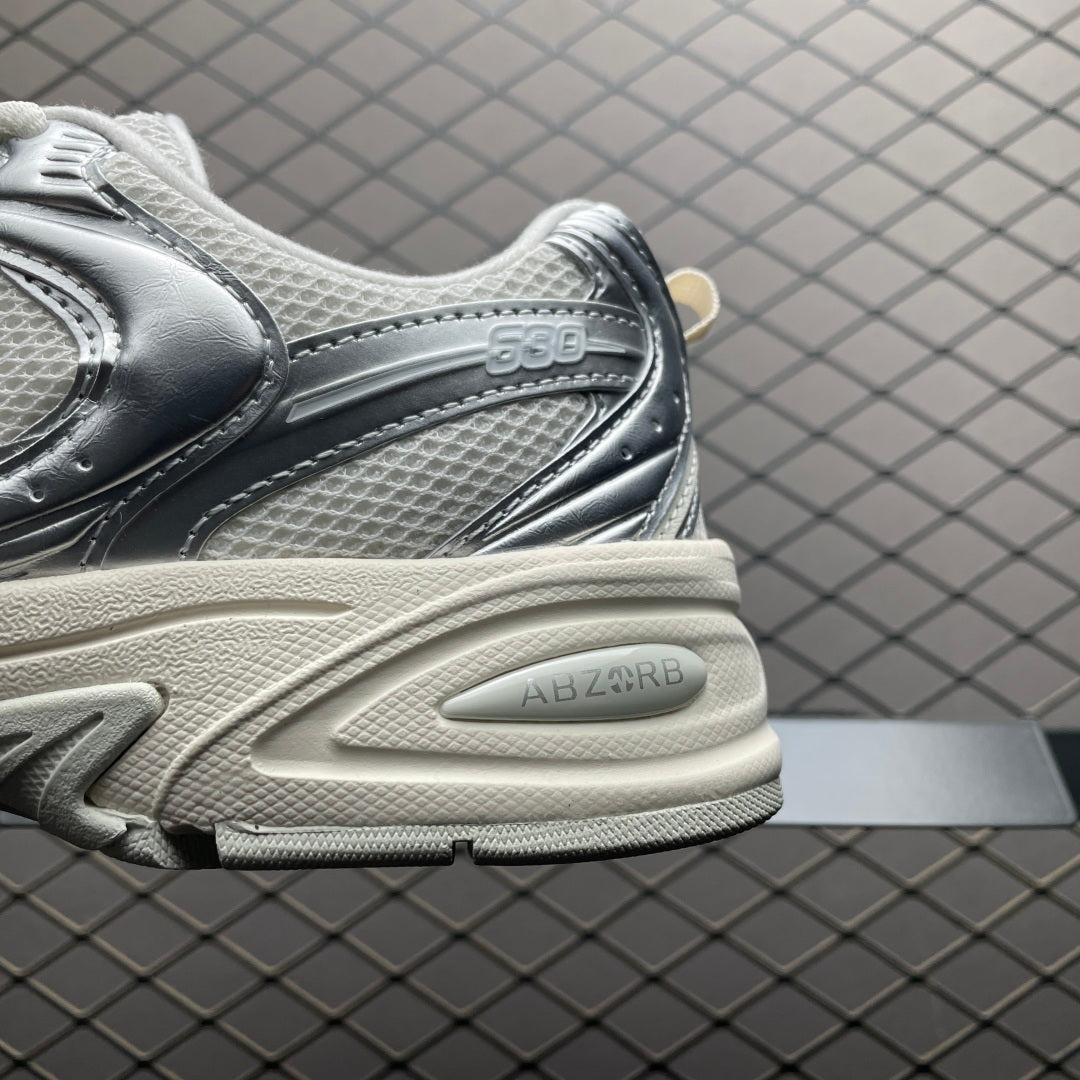 New Balance 530 Silver & Cream Sneakers