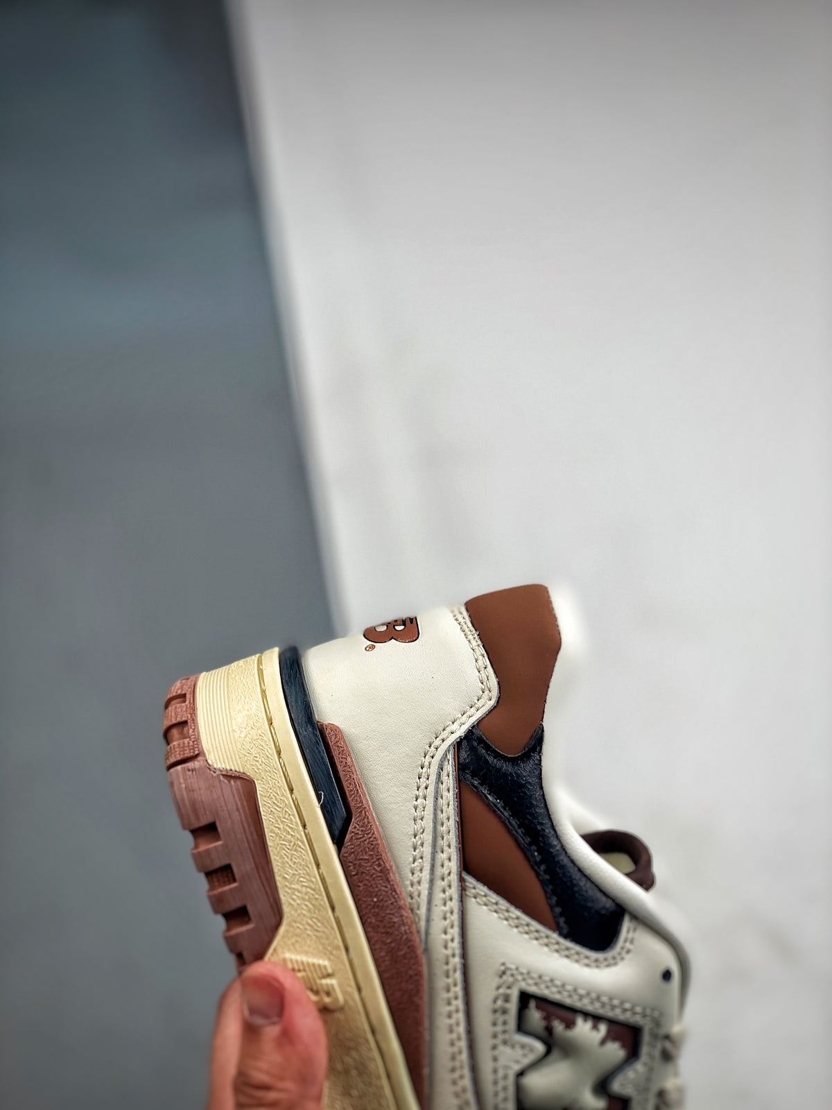 New Balance 550 in Cream & Burgundy – Retro Low-Top Court-Inspired Casual Sneakers