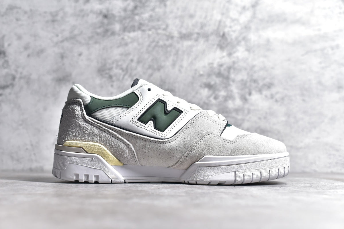New Balance 550 in White & Dark Green – Retro Low-Top Court-Inspired Casual Sneakers