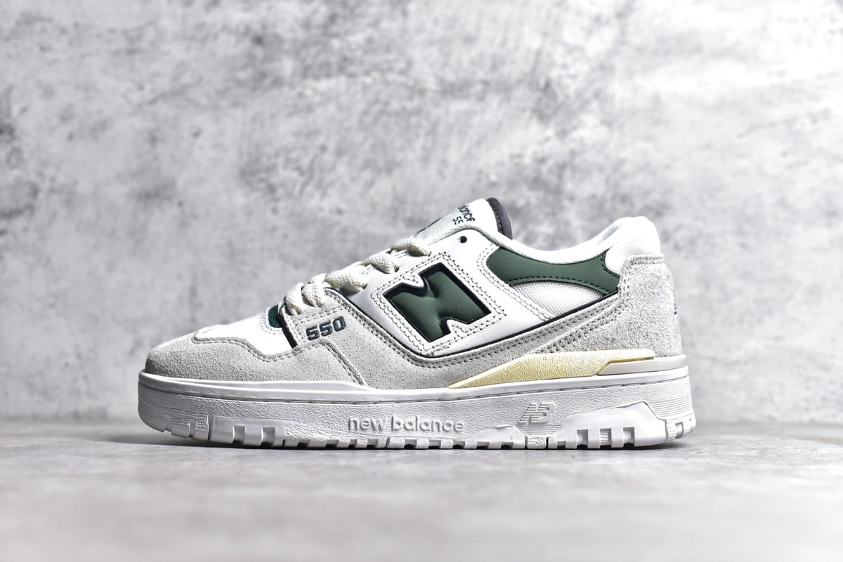 New Balance 550 in White & Dark Green – Retro Low-Top Court-Inspired Casual Sneakers