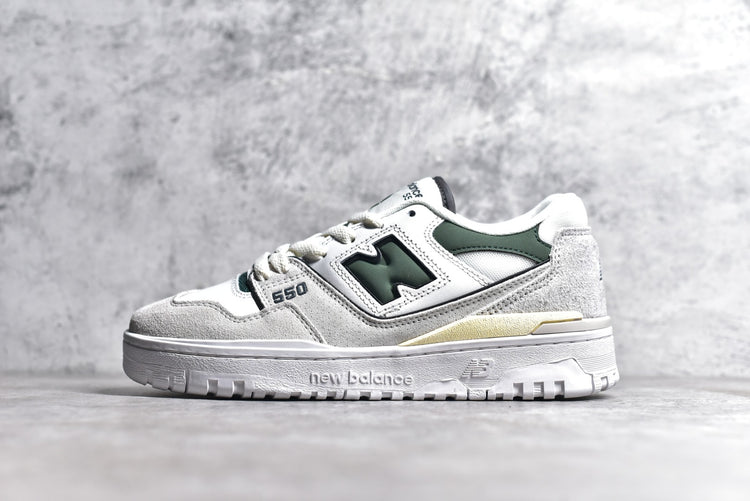 New Balance 550 in White & Dark Green – Retro Low-Top Court-Inspired Casual Sneakers