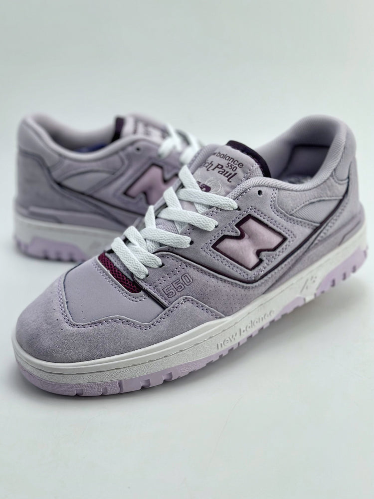 New Balance 550 in Grey & White – Retro Low-Top Court-Inspired Casual Sneakers