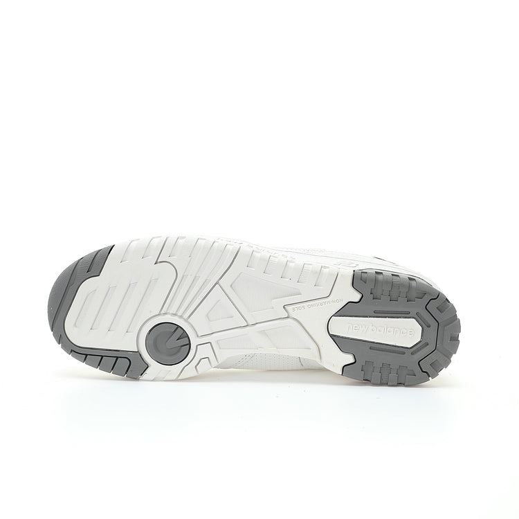 New Balance 550 in White & Grey – Retro Low-Top Court-Inspired Casual Sneakers