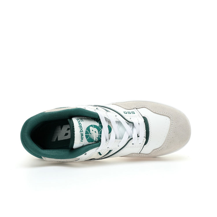 New Balance 550 in White, Grey & Deep Green – Retro Low-Top Court-Inspired Casual Sneakers
