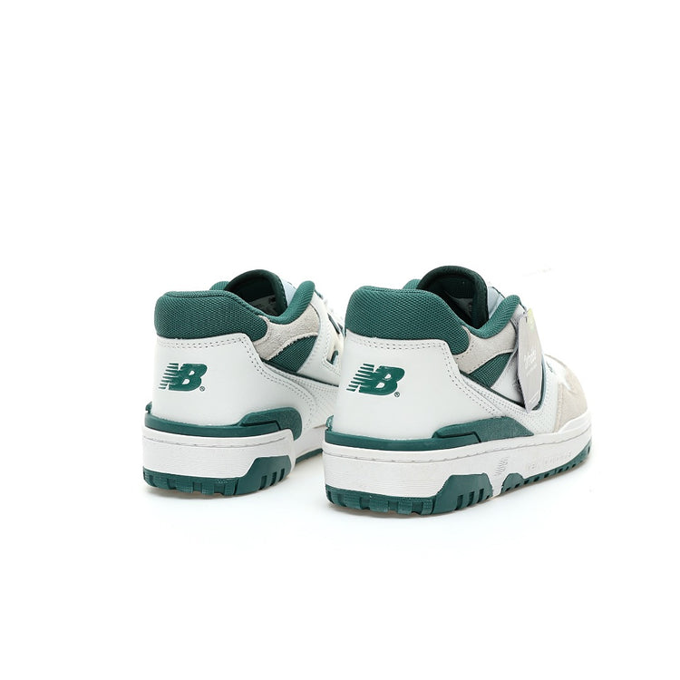 New Balance 550 in White, Grey & Deep Green – Retro Low-Top Court-Inspired Casual Sneakers