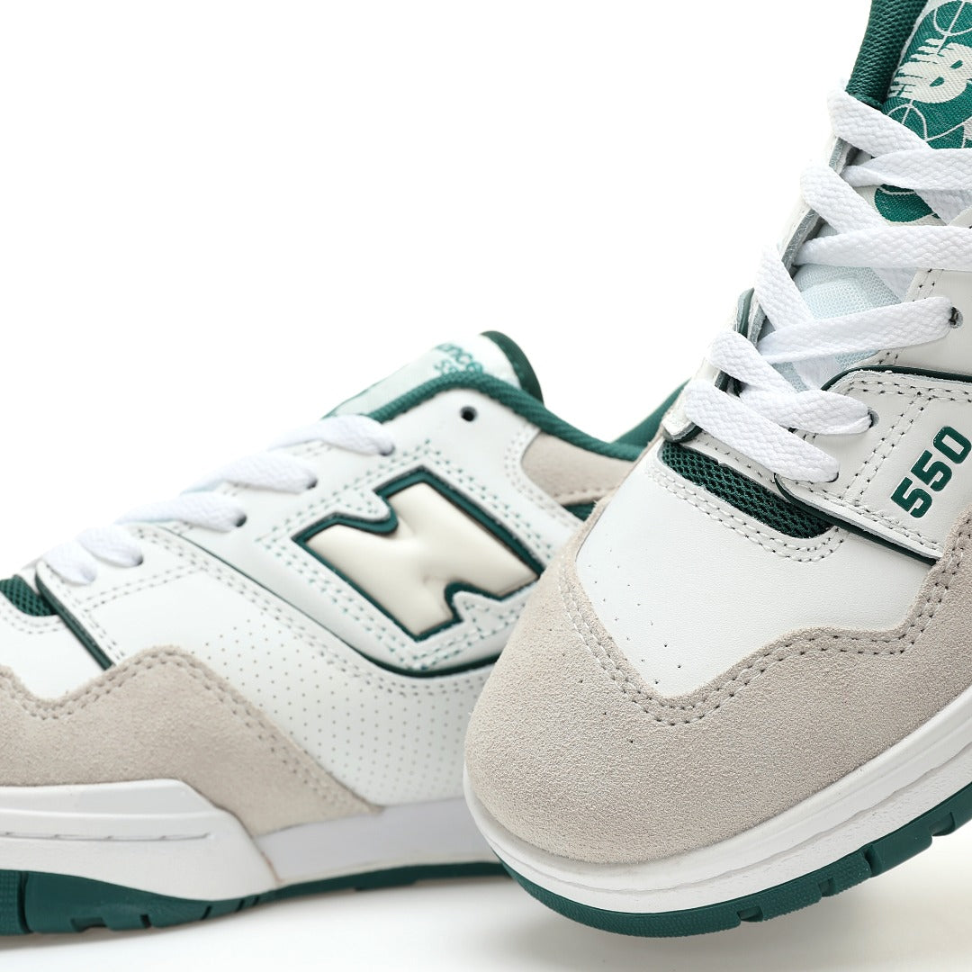 New Balance 550 in White, Grey & Deep Green – Retro Low-Top Court-Inspired Casual Sneakers