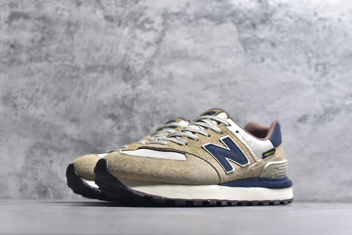 New Balance 574 in Olive & Navy – Retro Low-Top Lifestyle Sneakers