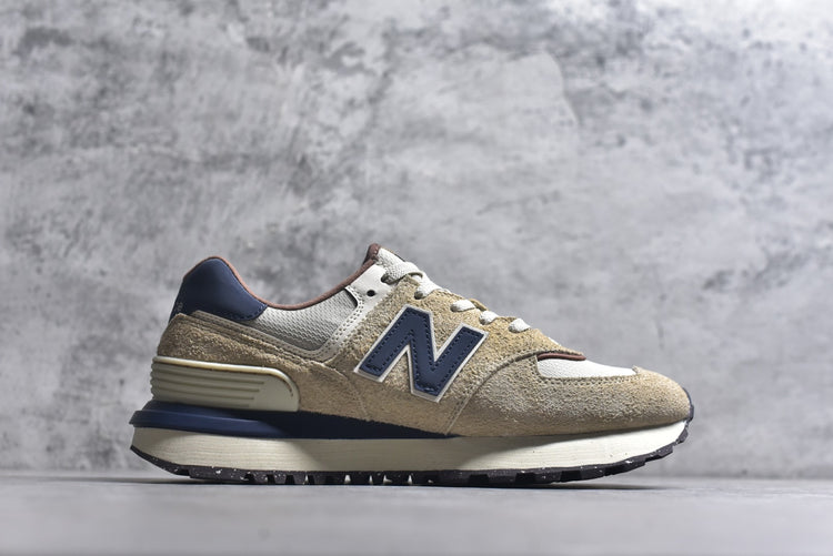 New Balance 574 in Olive & Navy – Retro Low-Top Lifestyle Sneakers