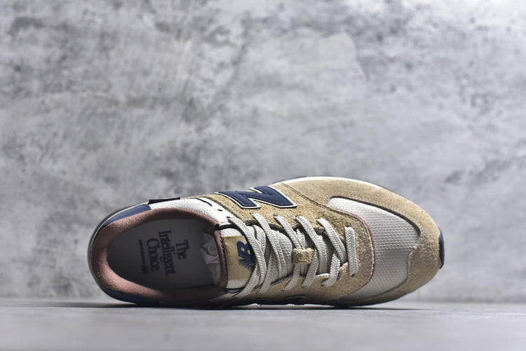New Balance 574 in Olive & Navy – Retro Low-Top Lifestyle Sneakers